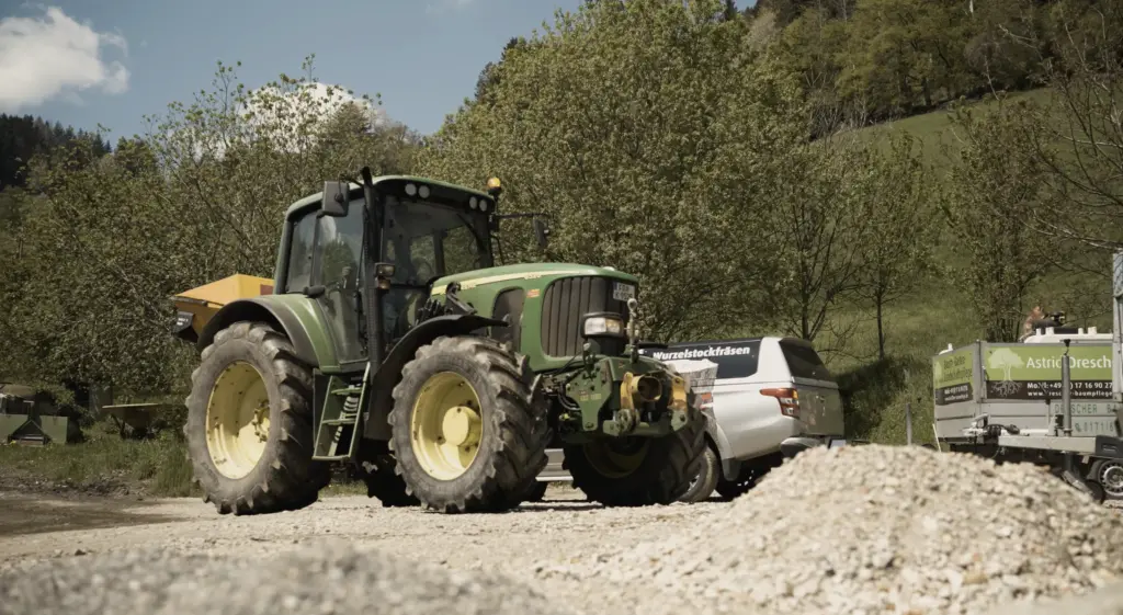 Astrid Drescher Garten- und Landschaftsbau Freiburg Maschinen